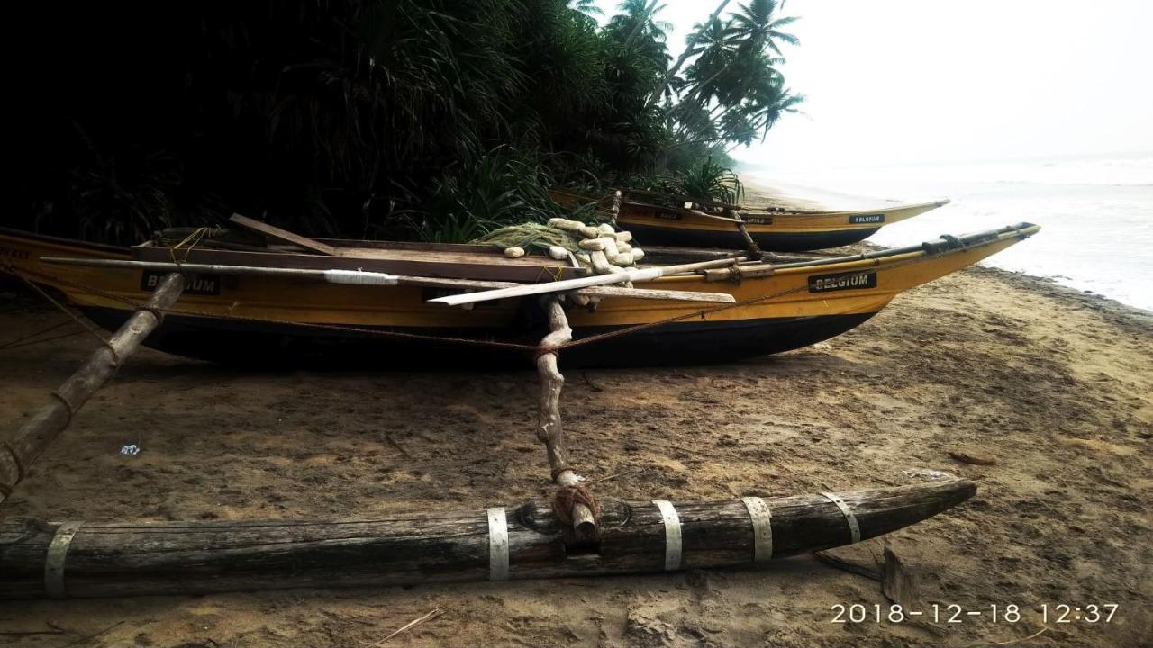 Suriya Ocean Villa Wadduwa Exterior foto